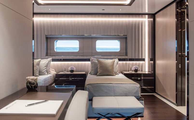 Resilience yacht charter French Riviera 34