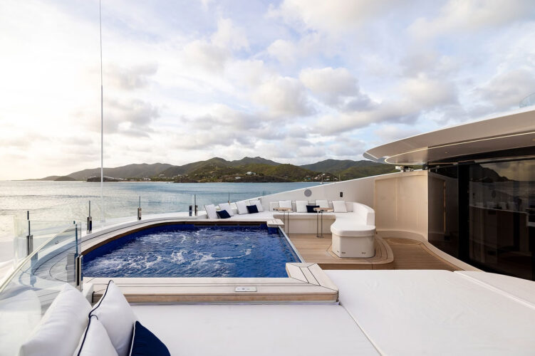 Resilience yacht charter French Riviera 7