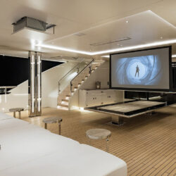 Resilience yacht charter French Riviera 9