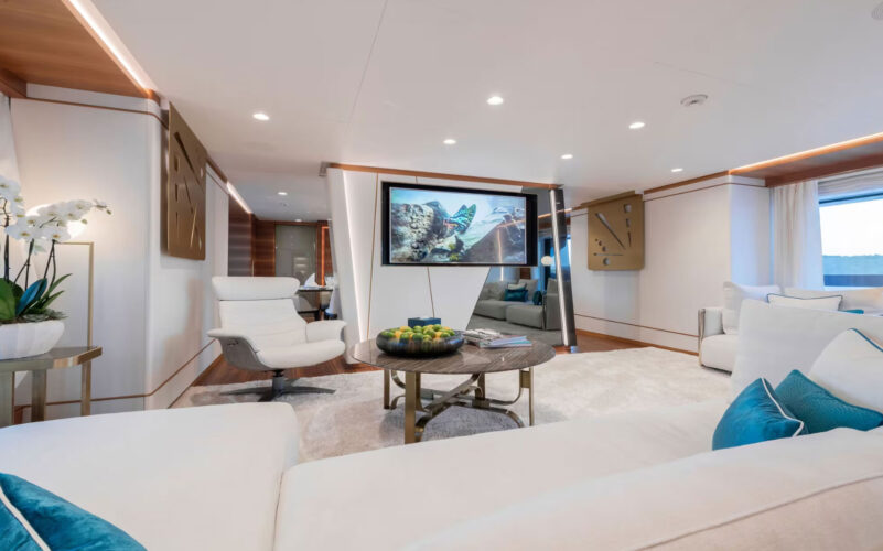 Silver Fox yacht charter French Riviera 3