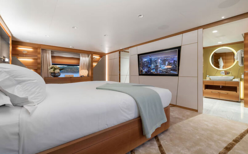 Silver Fox yacht charter French Riviera 9
