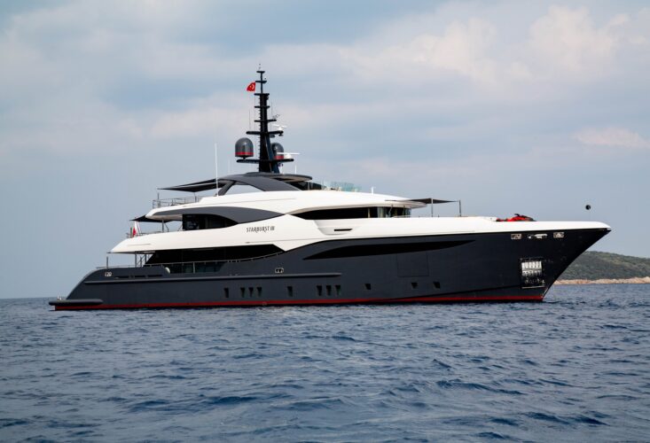 Location de yacht Starburst III Côte d'Azur 30
