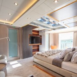 Location de yacht Starburst III Côte d'Azur 9