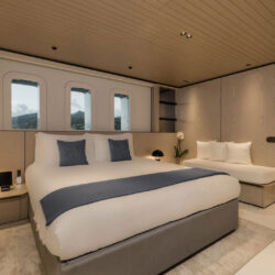 VIRTUOSITY yacht charter French Riviera 32