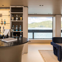 VIRTUOSITY yacht charter French Riviera 8