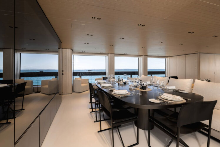 VIRTUOSITY yacht charter French Riviera 9