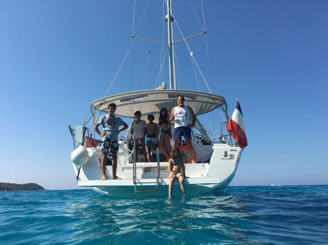 voilier Beneteau Oceanis 45 Antibes 12