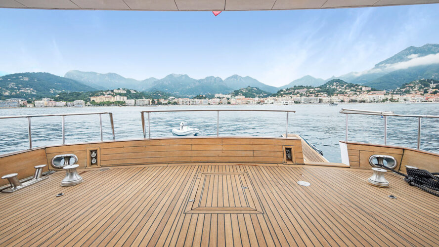 location yacht Zaffiro Canados 90 Menton 1