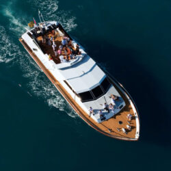 location yacht Zaffiro Canados 90 Menton 12