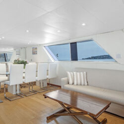 location yacht Zaffiro Canados 90 Menton 17
