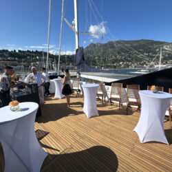 location yacht Zaffiro Canados 90 Menton 23