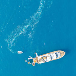 location yacht Zaffiro Canados 90 Menton 24