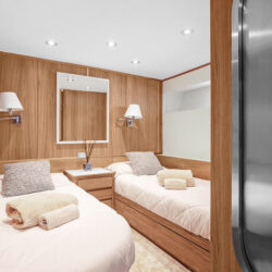 location yacht Zaffiro Canados 90 Menton 6