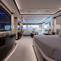 Location de yacht OPtasia Côte d'Azur 13