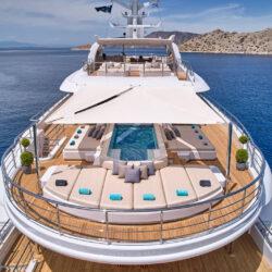 Location de yacht OPtasia Côte d'Azur 30