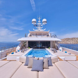 Location de yacht OPtasia Côte d'Azur 31