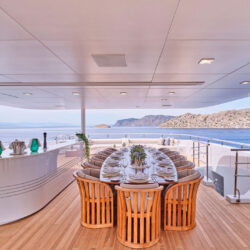 Location de yacht OPtasia Côte d'Azur 36
