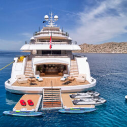 Location de yacht OPtasia Côte d'Azur 39