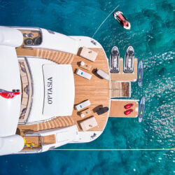 Location de yacht OPtasia Côte d'Azur 40