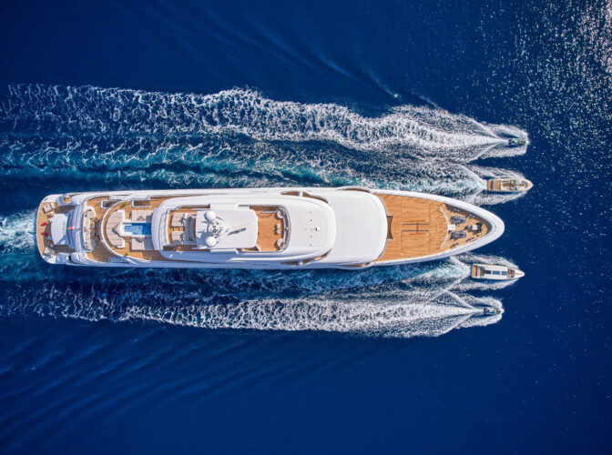 Location de yacht OPtasia Côte d'Azur 6