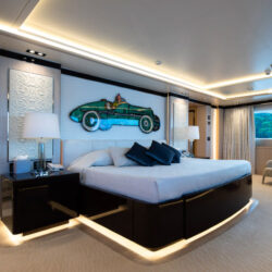 Location de yacht OPtasia Côte d'Azur 9