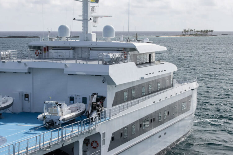 Location de yacht Wayfinder Côte d'Azur 13