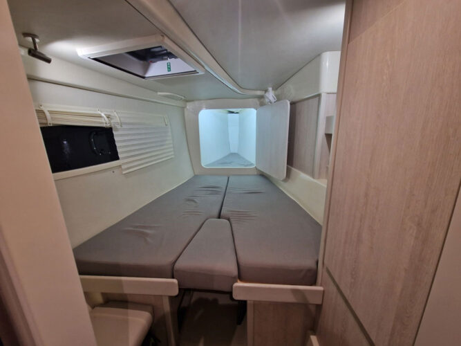 Catamaran Leopard 44 Grimaud 16