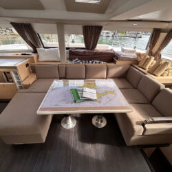 Fountaine Pajot Elba 45 Cannes 16