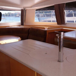 Nautitech 441 Atalanta Villeneuve-Loubet 3