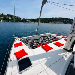 Nautitech-441-Catamaran-11