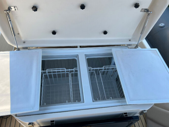 RIB Black Manta Grimaud 11