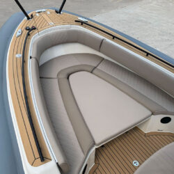 RIB Black Manta Grimaud 8