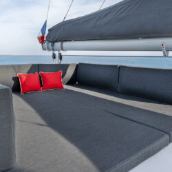 catamaran Aventura 37 10