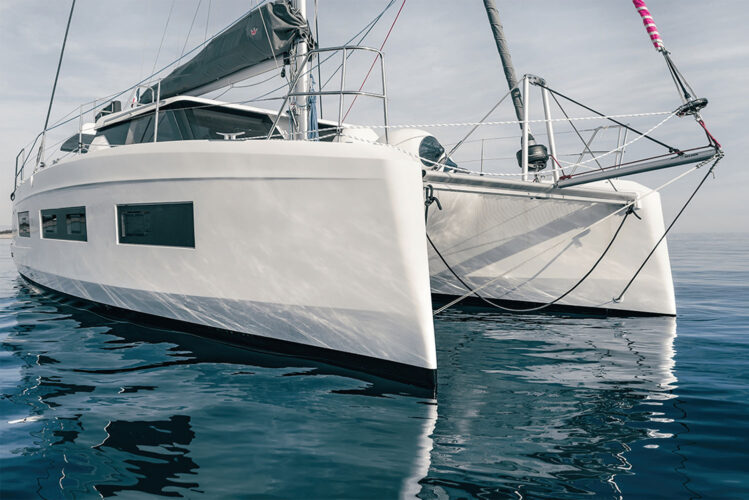 catamaran Aventura 37 4