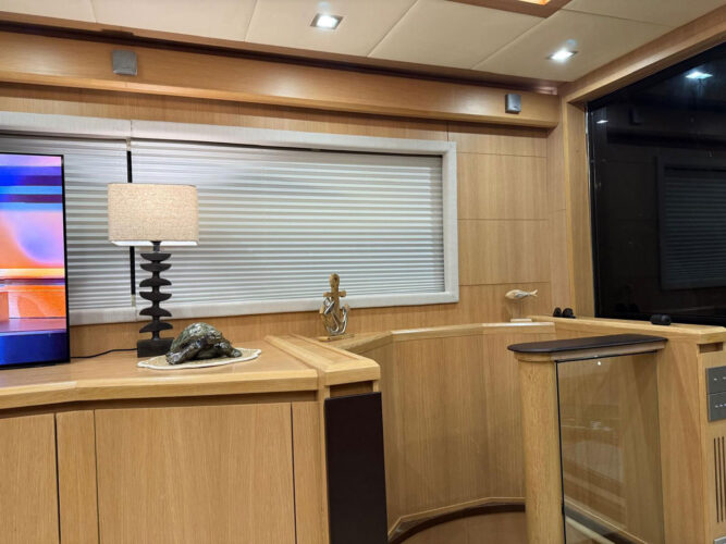 yacht VZ 68 Menton 8