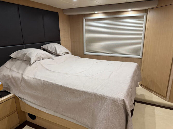 yacht VZ 68 Menton 9
