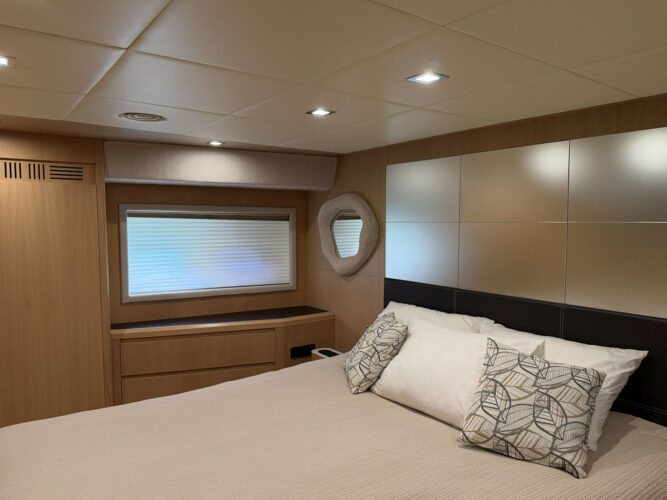 yacht VZ68 Villeneuve-Loubet 12