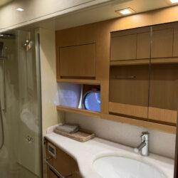 yacht VZ68 Villeneuve-Loubet 13