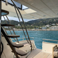 yacht VZ68 Villeneuve-Loubet 17