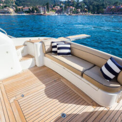 yacht Sealine F42-5 2