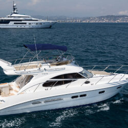 yacht Sealine F42-5 3