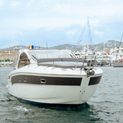 Yacht Bavaria 390 HT Ariadna Cannes 3