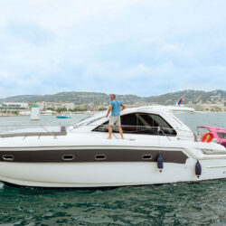 Yacht Bavaria 390 HT Ariadna Cannes 6
