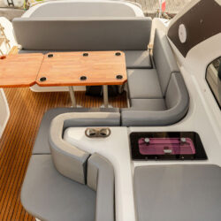 Yacht Bavaria 390 HT Ariadna Cannes 9