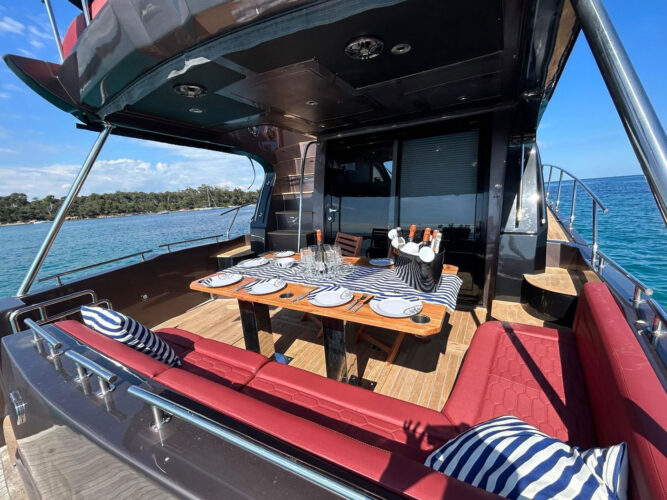 Yacht Oryx 46 Fly Golfe-Juan 11