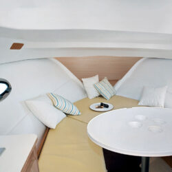 Motorboat Beneteau Flyer 750 Sun Deck Antibes 1