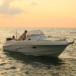 Motorboat Beneteau Flyer 750 Sun Deck Antibes 5