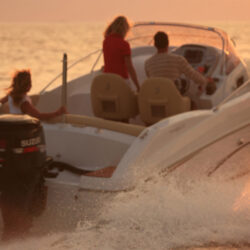 Motorboat Beneteau Flyer 750 Sun Deck Antibes 6