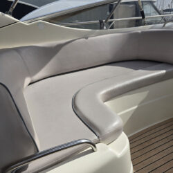 Motorboat Cranchi Zaffiro 34 Cannes 10