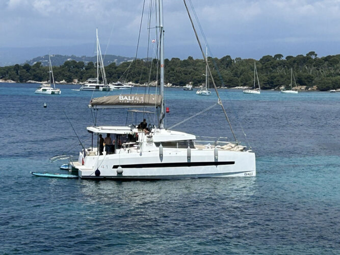 catamaran Bali 4.1 Golf Juan 33